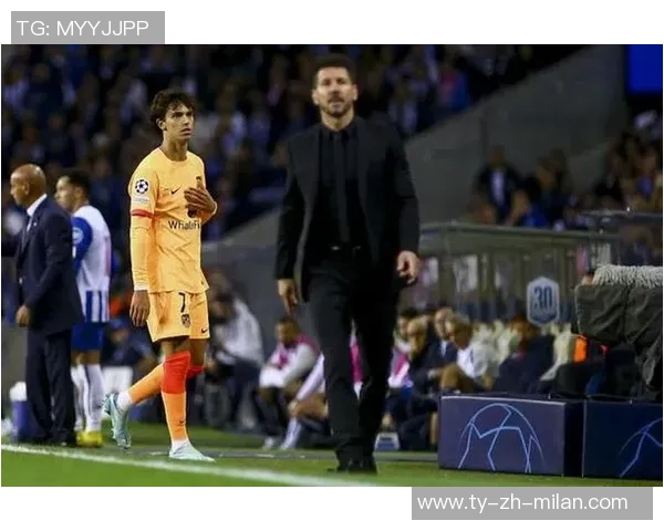 西甲联赛频现球场侮辱事件巴萨西蒙尼及多名裁判遭波及 西甲联赛频现球场侮辱事件巴萨西蒙尼及多名裁判遭波及