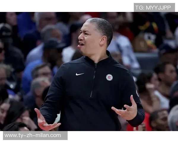 泰伦卢称赞保罗表现出色认为他能有效提升球队攻防实力 泰伦卢称赞保罗表现出色认为他能有效提升球队攻防实力