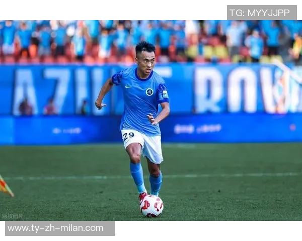 北京国安客场失利深圳新鹏城以2-1逆转获胜中超联赛第27轮精彩回顾 北京国安客场失利深圳新鹏城以2-1逆转获胜中超联赛第27轮精彩回顾