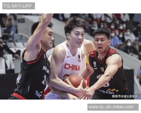 果阿队主场球员通道灯牌损坏严重引发球迷热议 果阿队主场球员通道灯牌损坏严重引发球迷热议