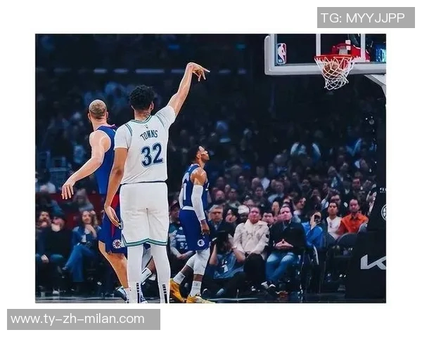 小卡上半场表现抢眼两分全中三分稍显失准罚球稳健贡献17分 小卡上半场表现抢眼两分全中三分稍显失准罚球稳健贡献17分