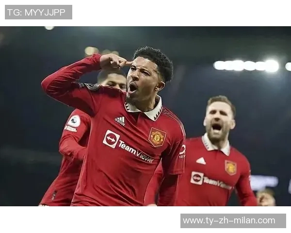 桑乔表现低迷被换下场5场比赛未能进球助攻引发热议 桑乔表现低迷被换下场5场比赛未能进球助攻引发热议