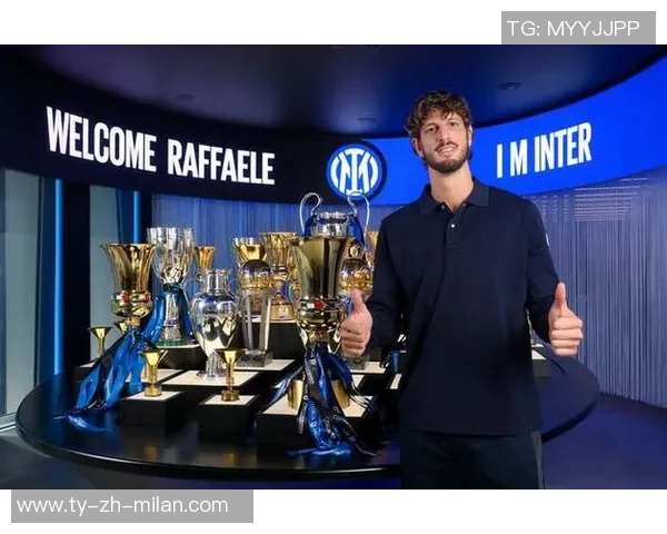 国米官方宣布迪詹纳罗右手腕骨折即将接受手术治疗 国米官方宣布迪詹纳罗右手腕骨折即将接受手术治疗