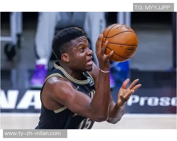 瓦兰因右小腿拉伤缺席比赛替补中锋伤情加重球队面临困境